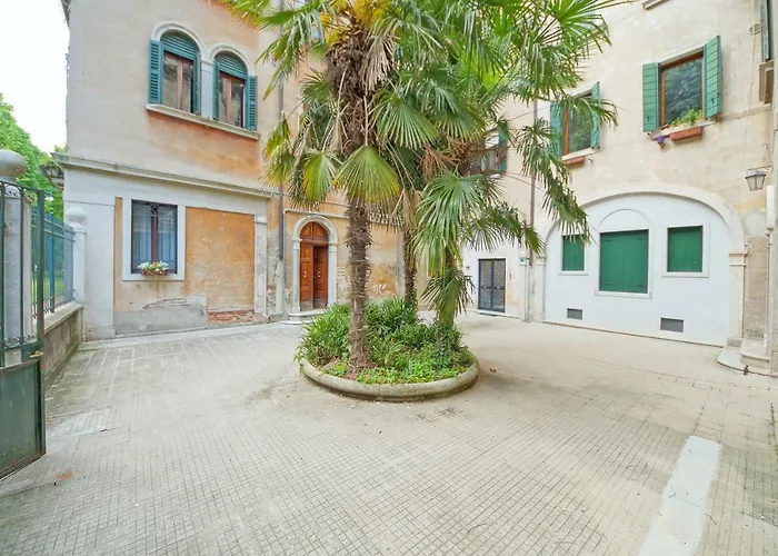 Dolcevita Apartments N 331